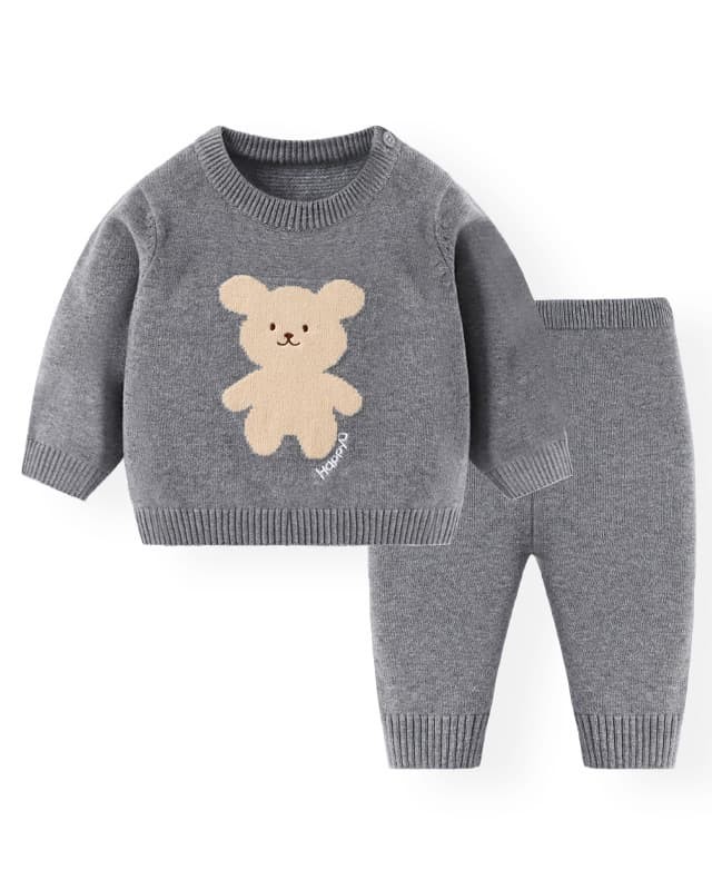Solid color round neck pullover sweater suit for children