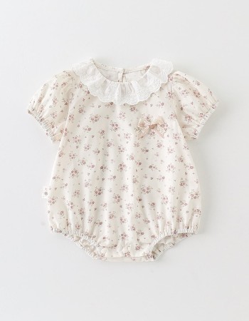 Stand-up collar baby bodysuit