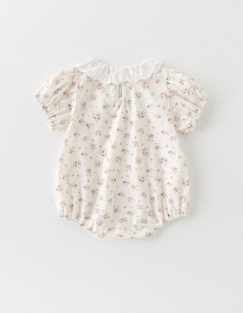 Stand-up collar baby bodysuit