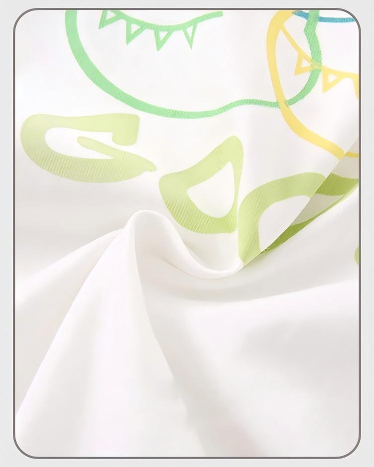 Lightweight baby onesie