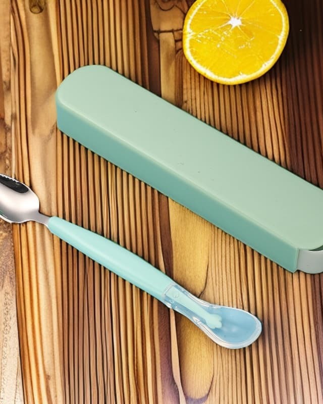 Dual-headed baby food spoon