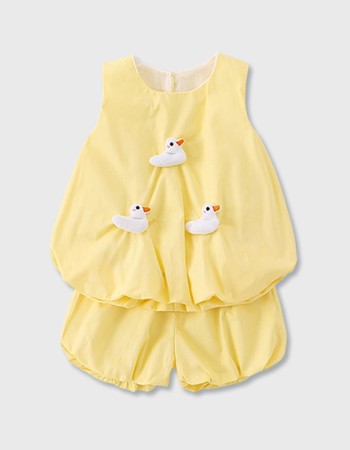Cute girls' outfit