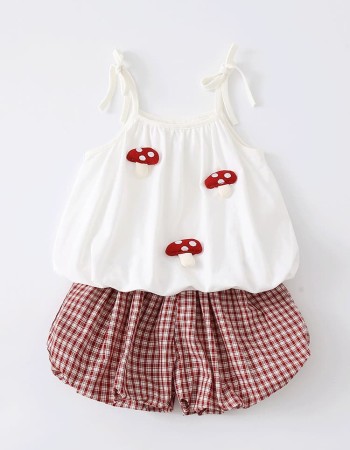 Cute sleeveless halter set