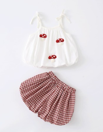 Cute sleeveless halter set