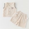 Casual sleeveless vest and shorts set