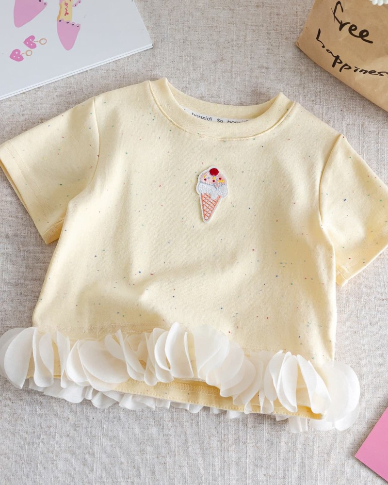 Round-neck short-sleeve top